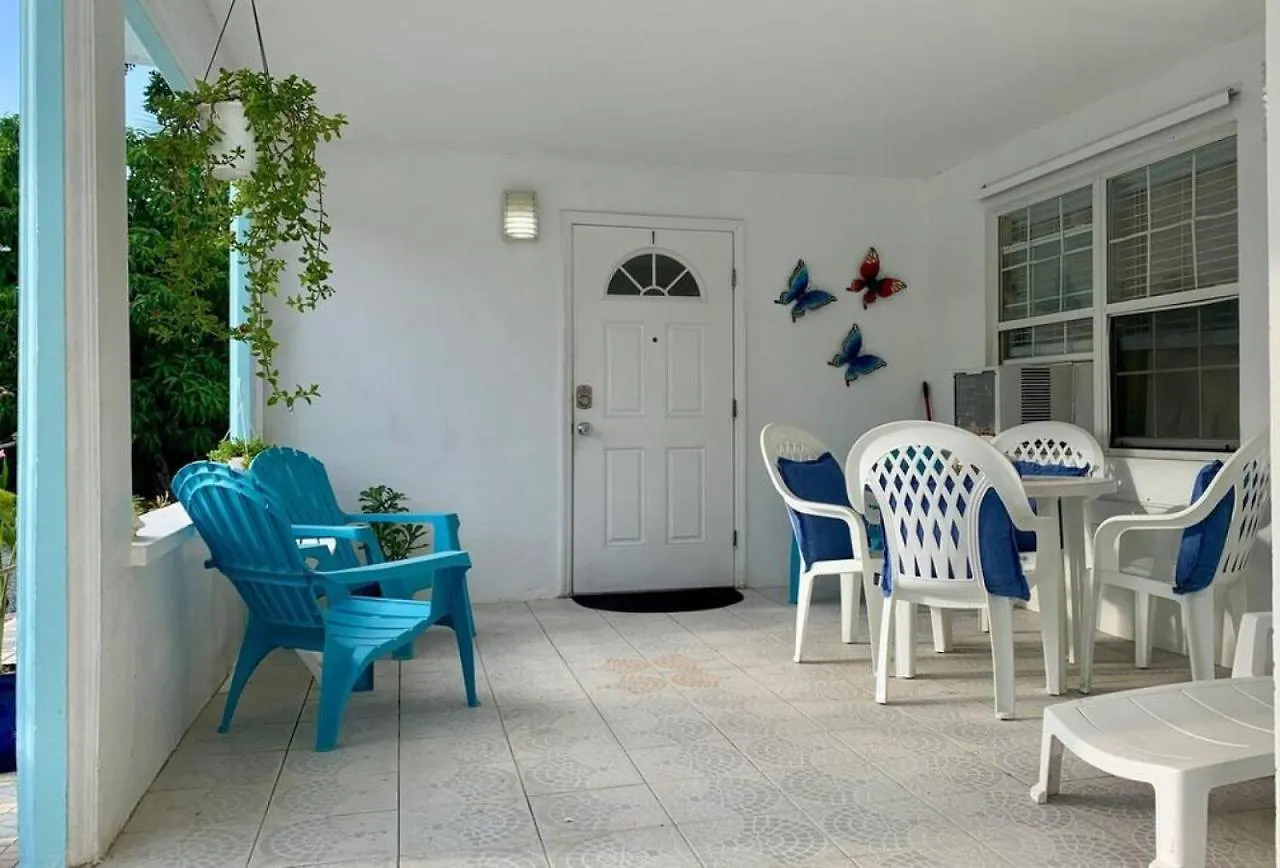 Suite 3, Blue Pavilion - Steps To Beach - Car, Value, Service West Bay